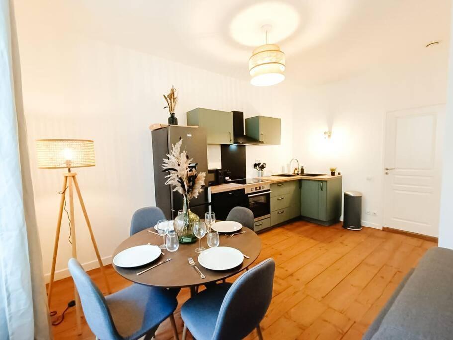 Cosy Calypso 2Ch - Quartier Des Halles & Parking 포 외부 사진